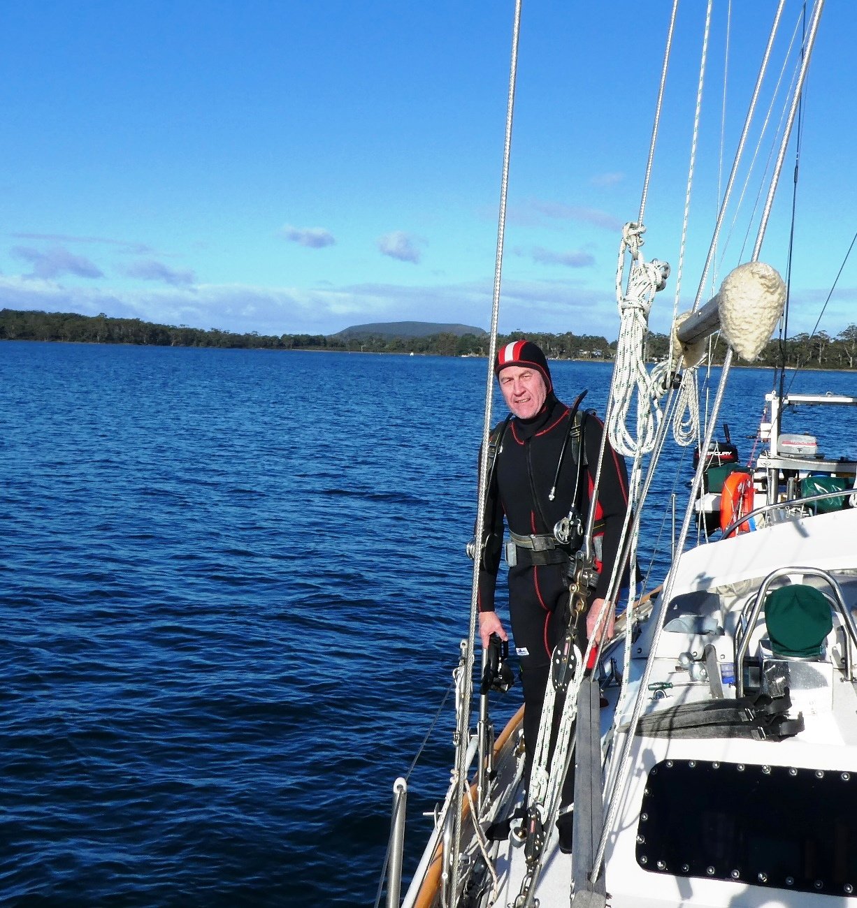 Diving Services - Delaney Sail & Motorboat Services